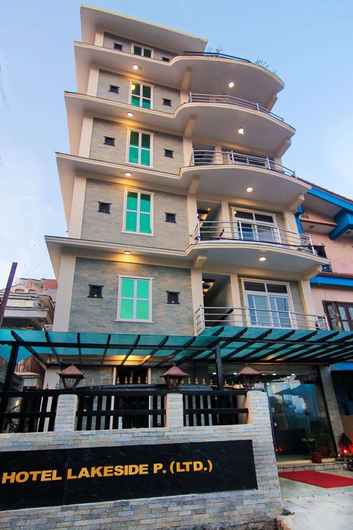 Hotel Lakeside Pokhara Exterior foto