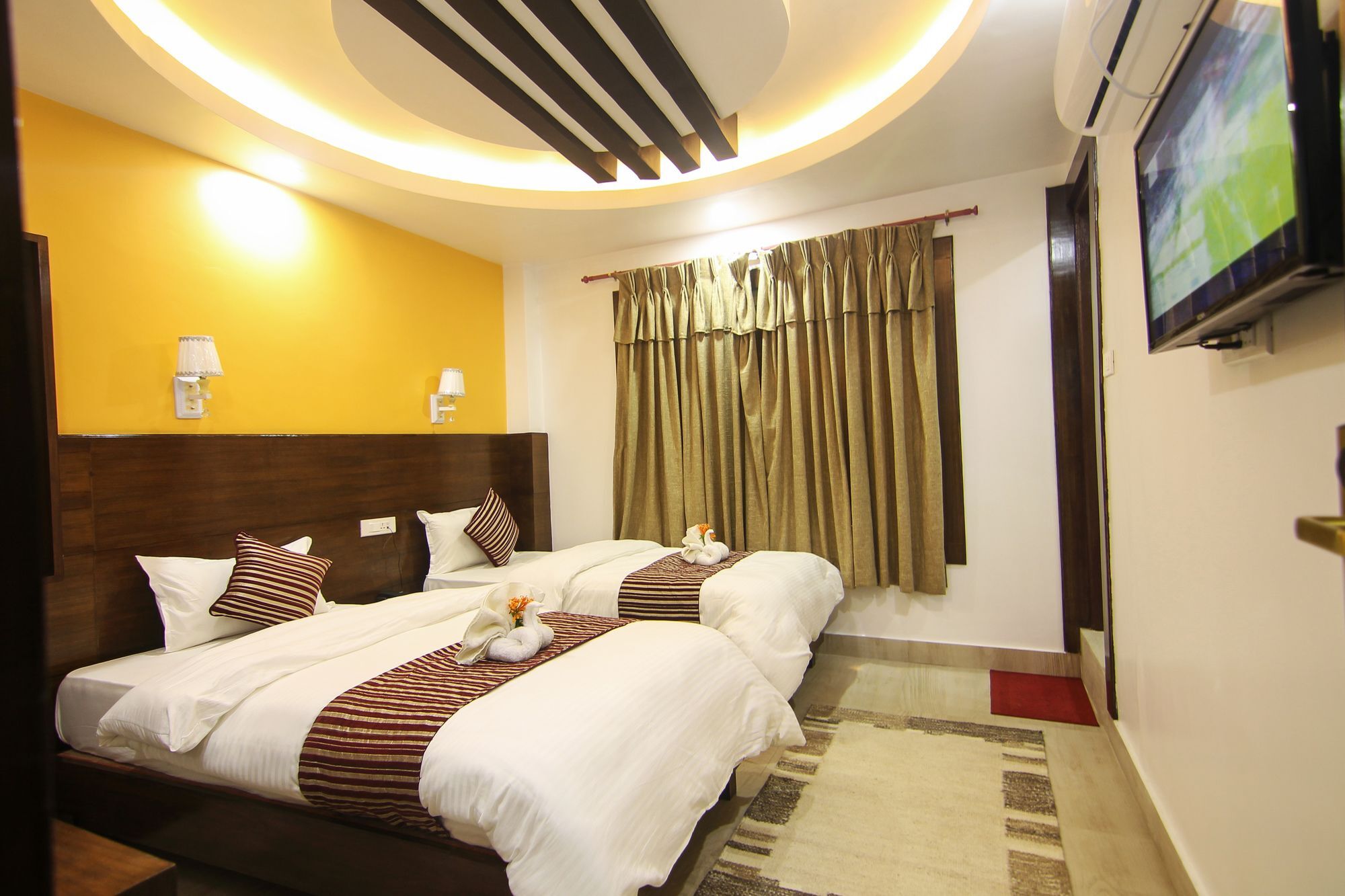 Hotel Lakeside Pokhara Exterior foto